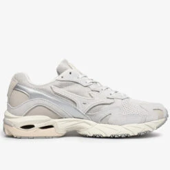 Mizuno Wave Rider 10