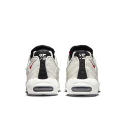 Nike Air Max 95 SE 10 Nike Air Max 95 SE -Boutique Monpiedceheros nike air max 95 se 2