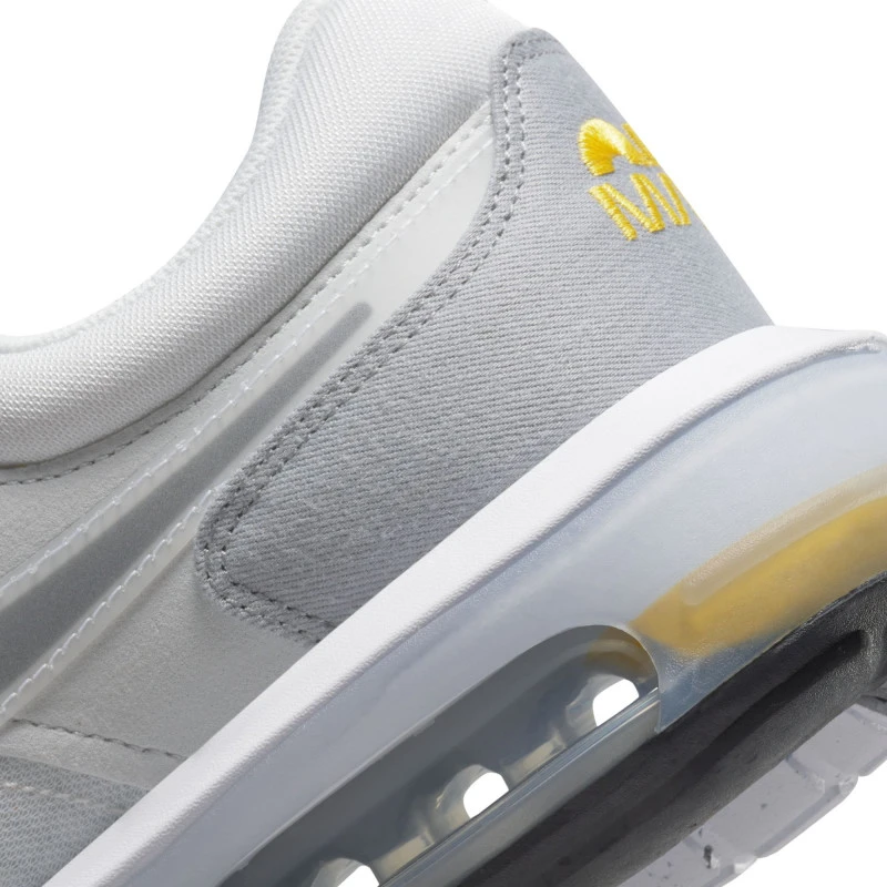 Nike Air Max Motif 8 Nike Air Max Motif – Image 6