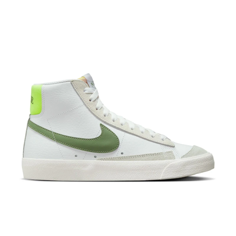 Nike Blazer Mid '77 3 Nike Blazer Mid '77