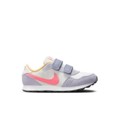 Nike MD Valiant