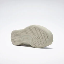 Reebok Club C 85 Vintage -Boutique Monpiedceheros reebok club c 85 vintage 4