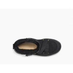 UGG Classic Youth 9 UGG Classic Youth -Boutique Monpiedceheros ugg classic youth 3
