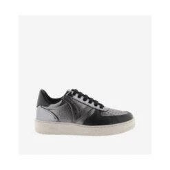 Victoria Madrid Metal